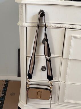 Marc Jacob’s snapshot purse